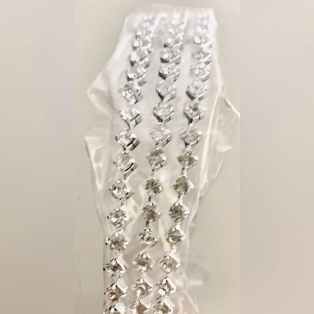Super Elegant Embellished Headband to Enhance your Casual or Night Our Hair look_11